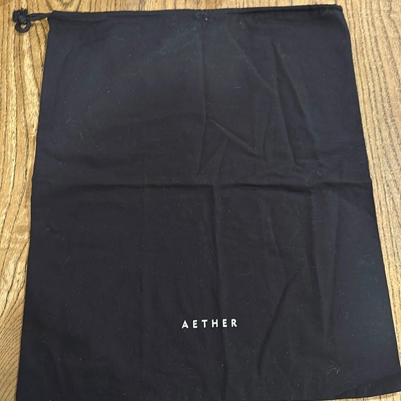 AETHER BLACK DUST BAG - Picture 1 of 2